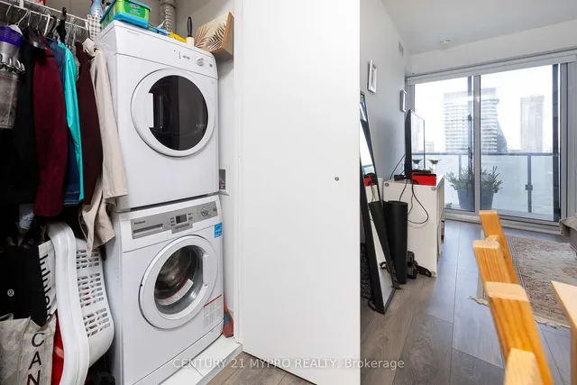 Additional property image - 15 Grenville St Unit 4906
