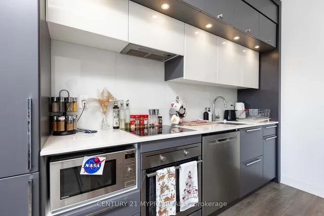 Additional property image - 15 Grenville St Unit 4906