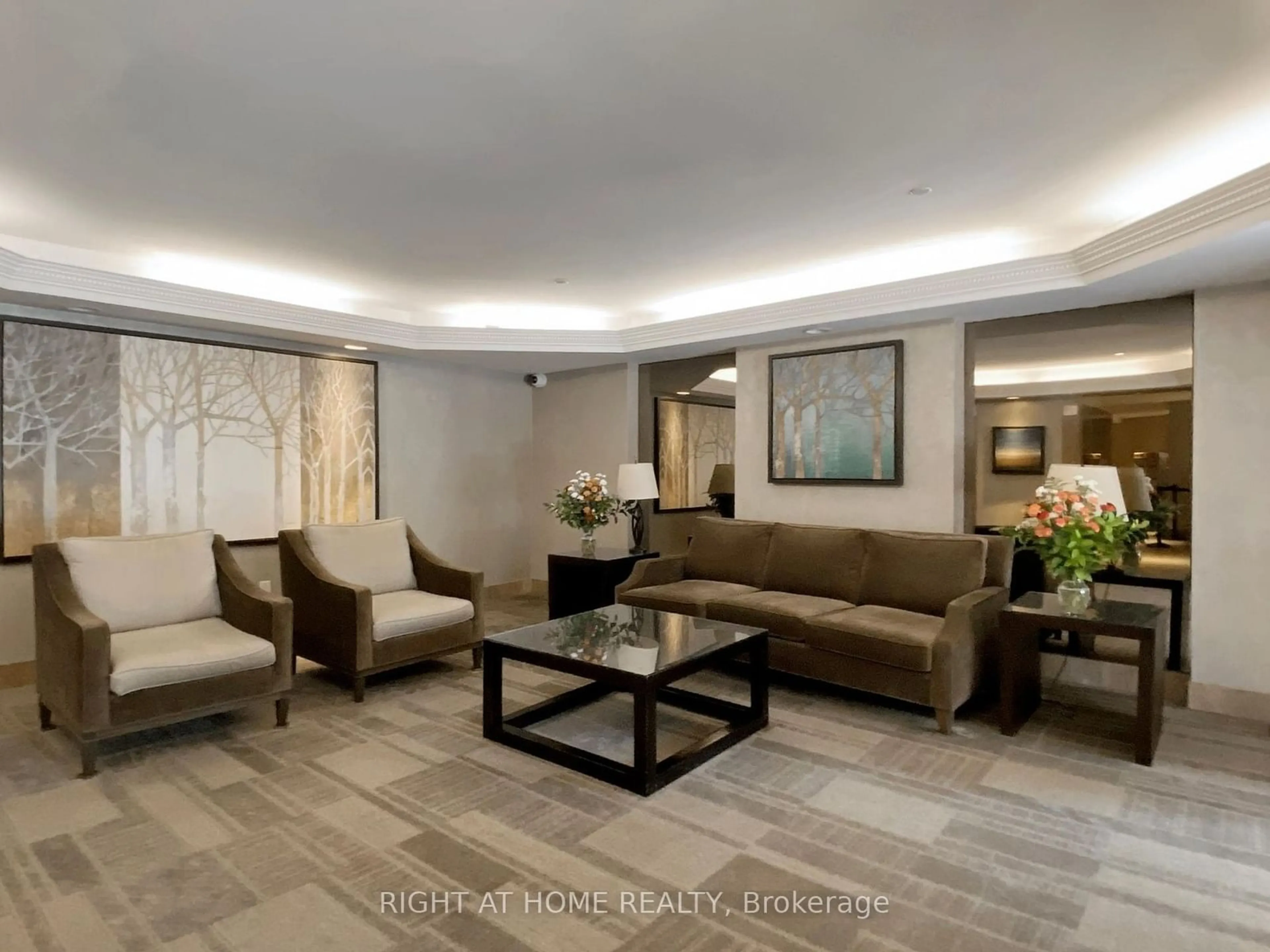 Indoor lobby, ceramic floors for 133 Torresdale Ave #706, Toronto Ontario M2R 3T2