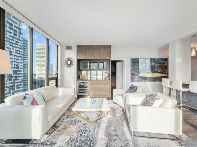 Additional property image - 33 Lombard St Unit 3401