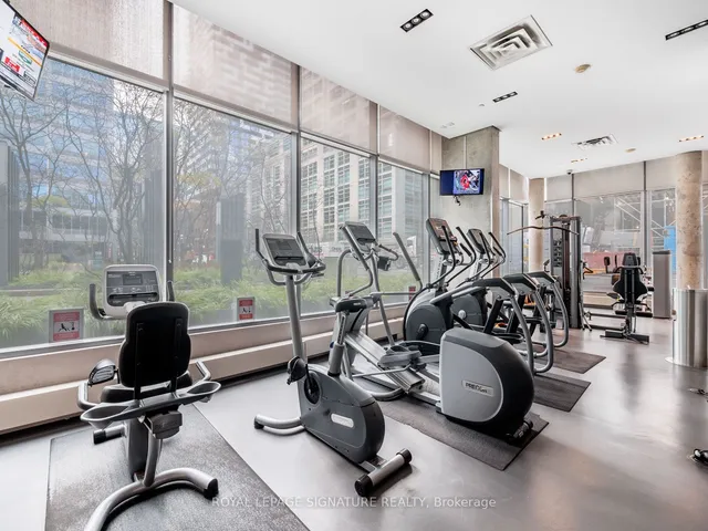 Additional property image - 33 Lombard St Unit 3401