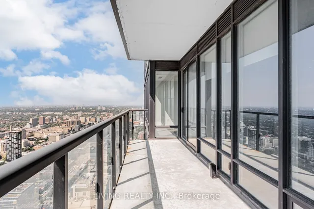Additional property image - 488 University Ave Unit 5408