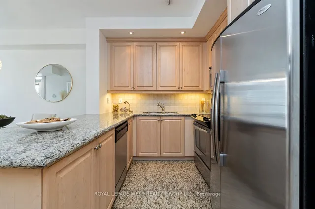 Additional property image - 628 Fleet St Unit 809