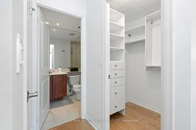 Additional property image - 628 Fleet St Unit 809