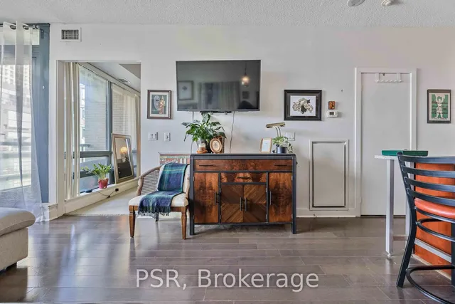 Additional property image - 438 King St Unit 1415