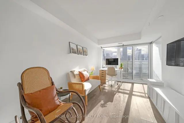 Additional property image - 89 McGill St Unit 1010