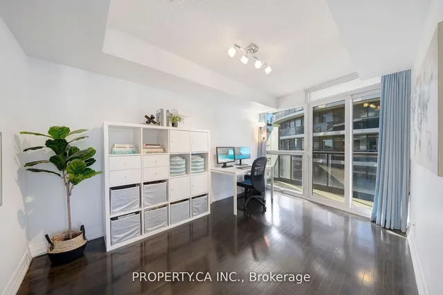 Additional property image - 25 Carlton St Unit 1707