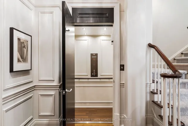 Additional property image - 1 St Thomas St Unit 1A
