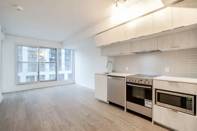 Additional property image - 181 Dundas St Unit 911