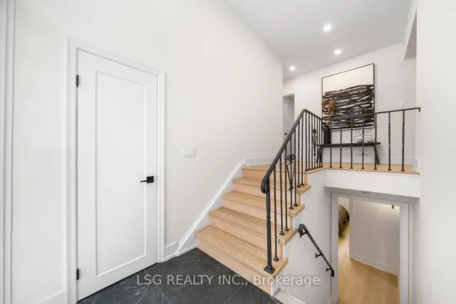 Additional property image - 26 Grangemill Cres