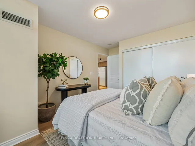 Additional property image - 503 Beecroft Rd Unit 318