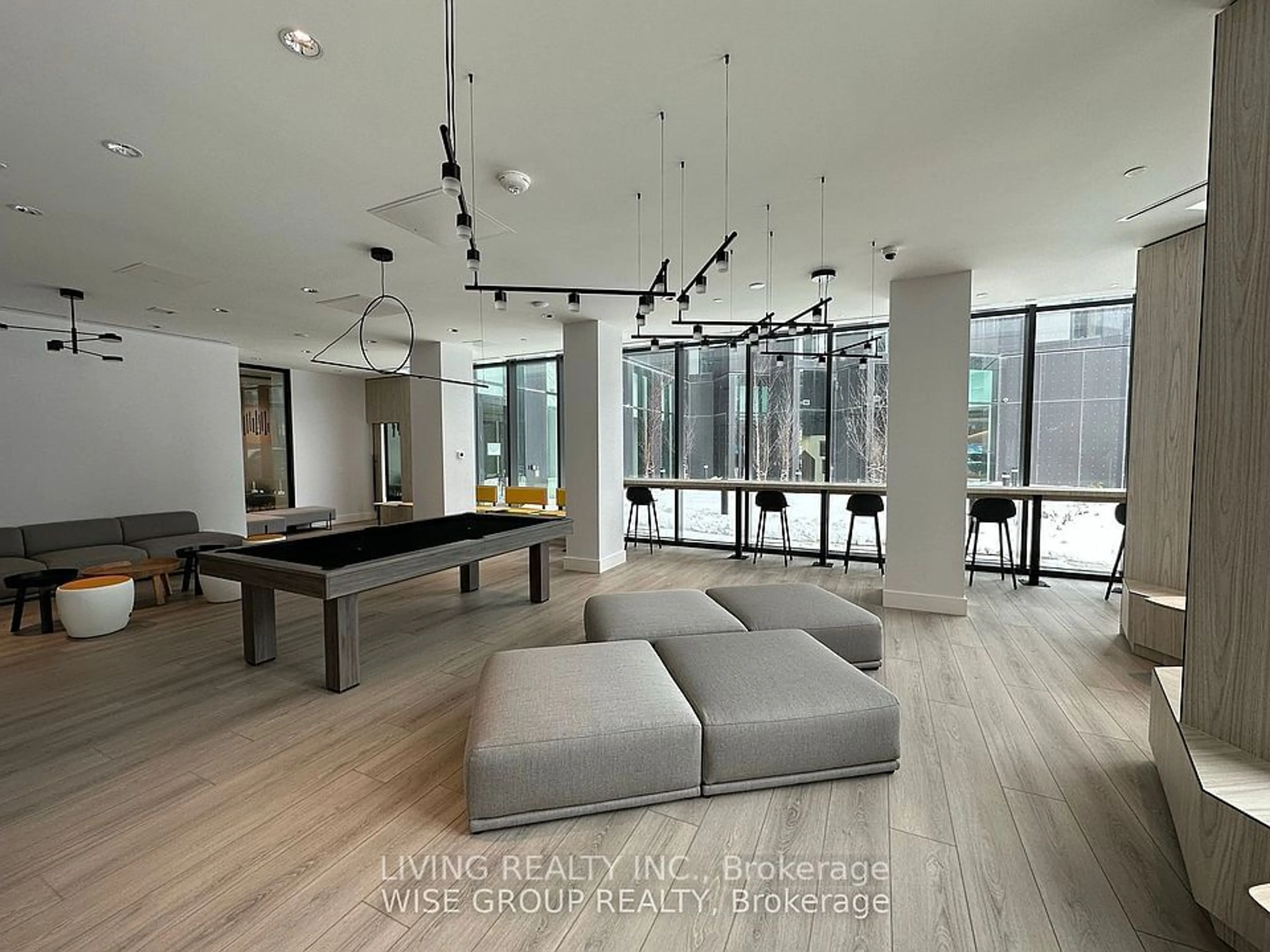 Indoor lobby, wood floors for 30 Tretti Way #519, Toronto Ontario M3H 0E3