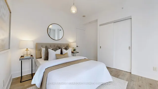 Additional property image - 32 Davenport Rd Unit 313