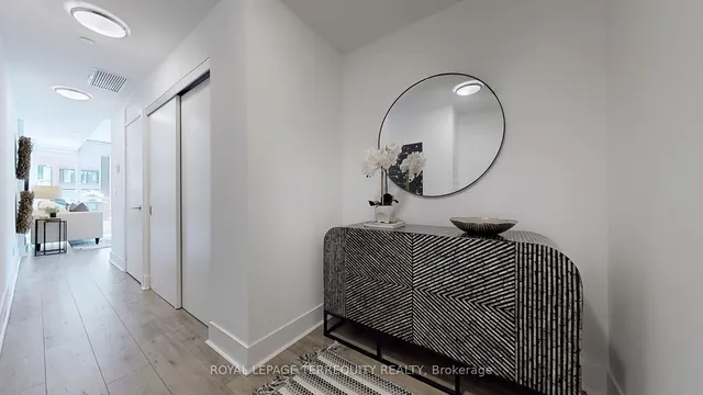 Additional property image - 32 Davenport Rd Unit 313
