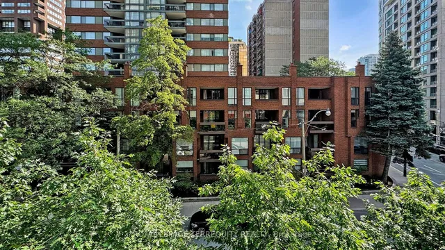 Additional property image - 32 Davenport Rd Unit 313