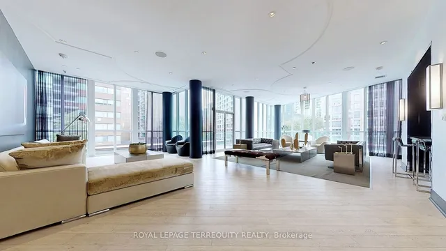 Additional property image - 32 Davenport Rd Unit 313
