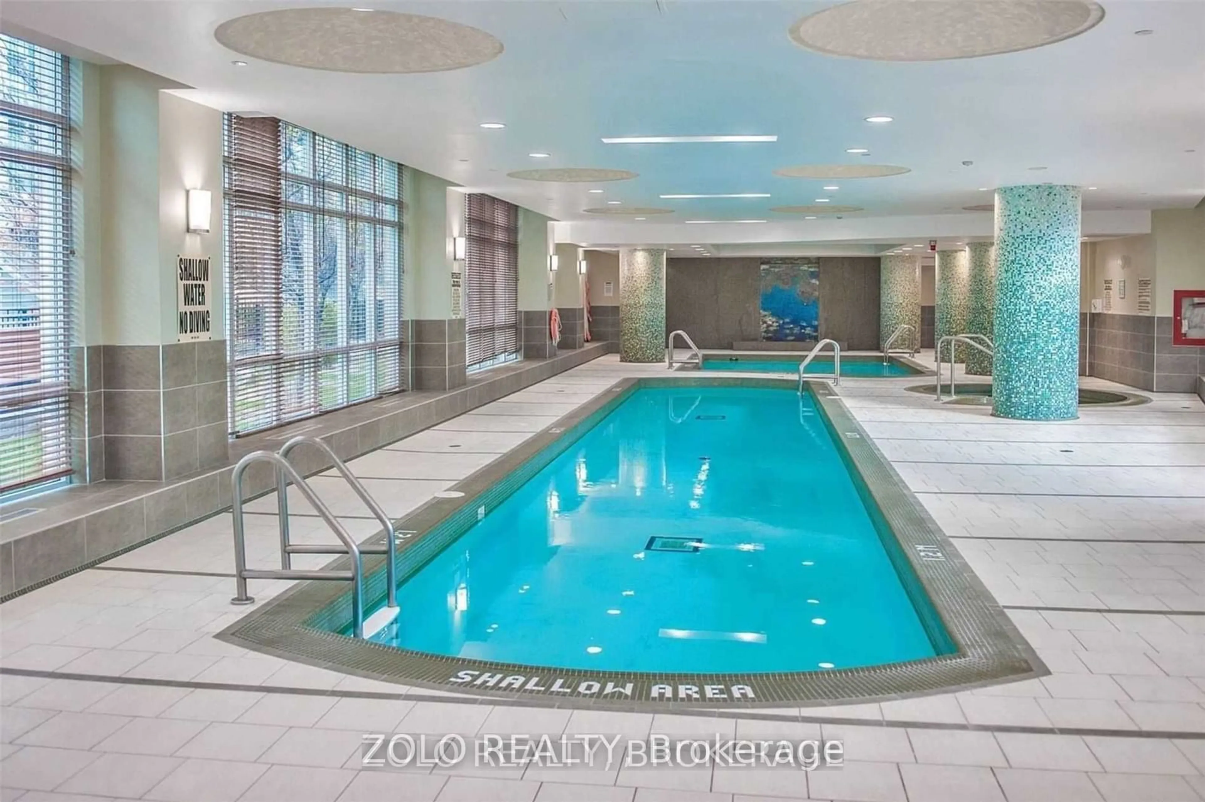 Indoor or outdoor pool for 18 Holmes Ave #1408, Toronto Ontario M2N 0E1