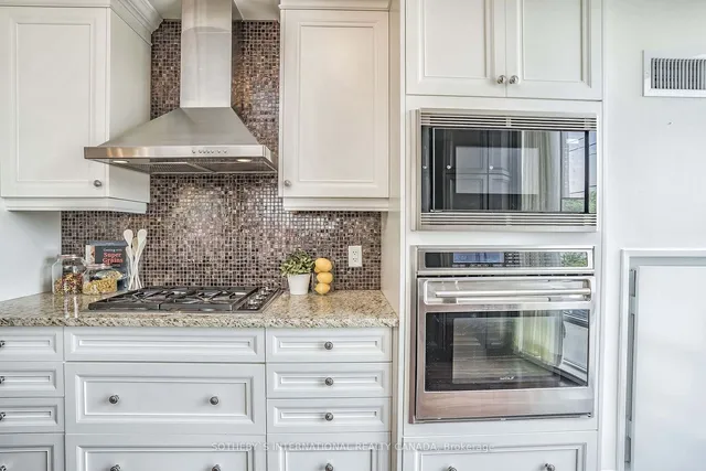 Additional property image - 1717 Avenue Rd Unit 314