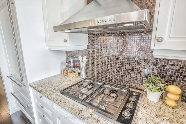 Additional property image - 1717 Avenue Rd Unit 314