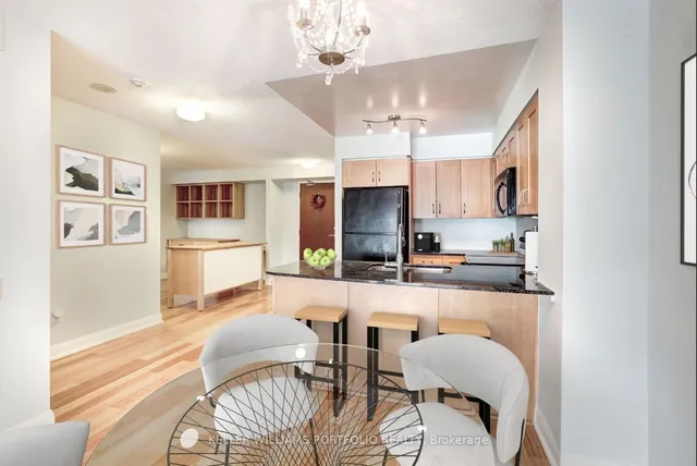 Additional property image - 2181 Yonge St Unit 709