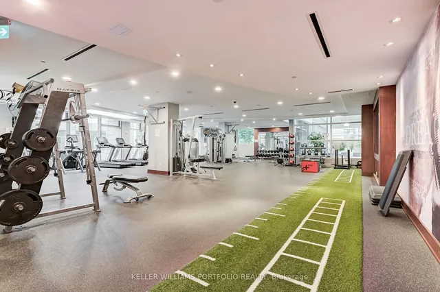 Additional property image - 2181 Yonge St Unit 709