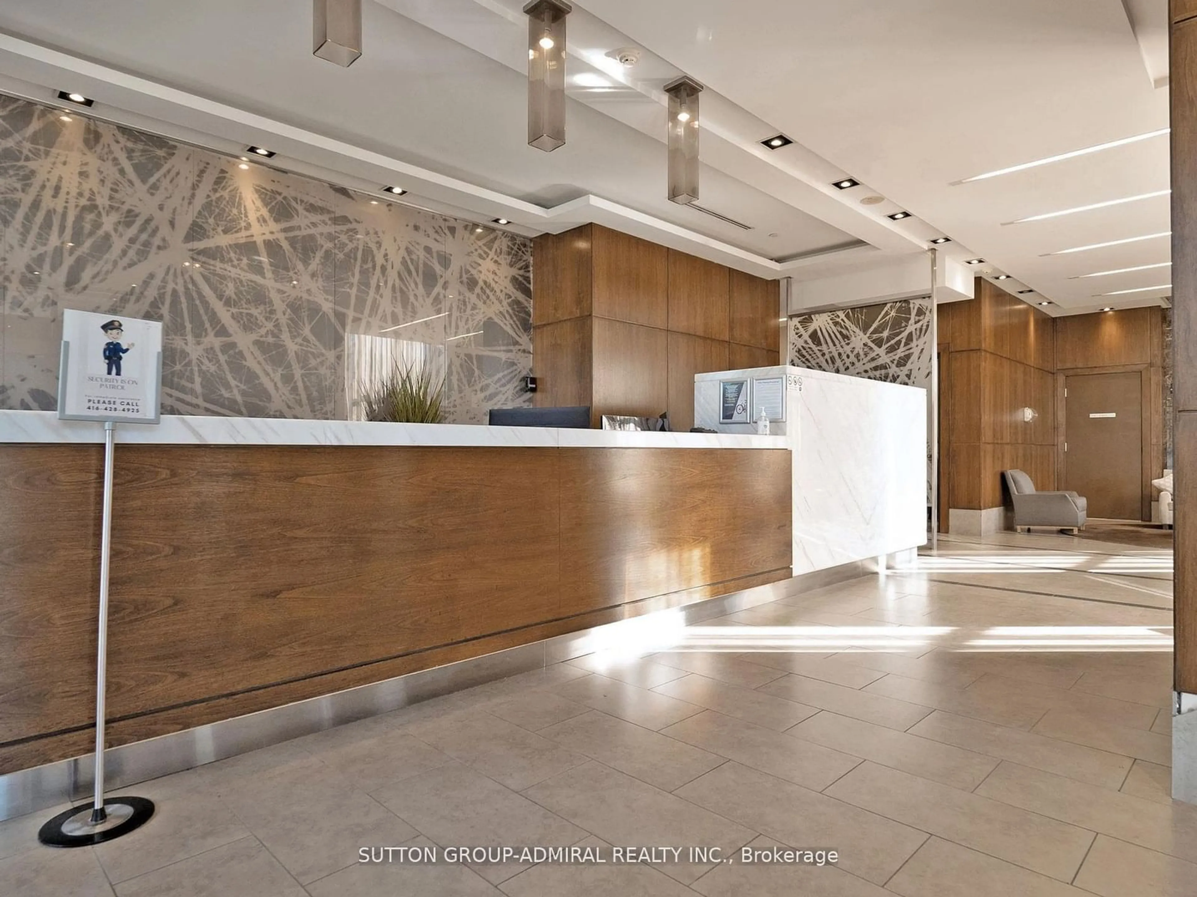 Indoor lobby, ceramic floors for 2015 Sheppard Ave #605, Toronto Ontario M2J 0B3