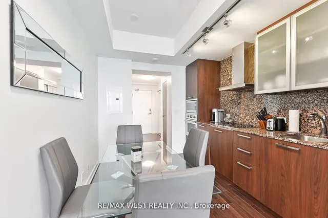 Additional property image - 14 York St Unit 4707