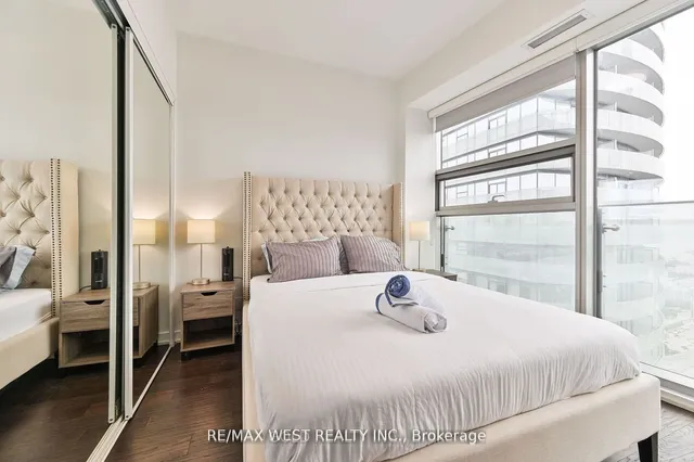 Additional property image - 14 York St Unit 4707