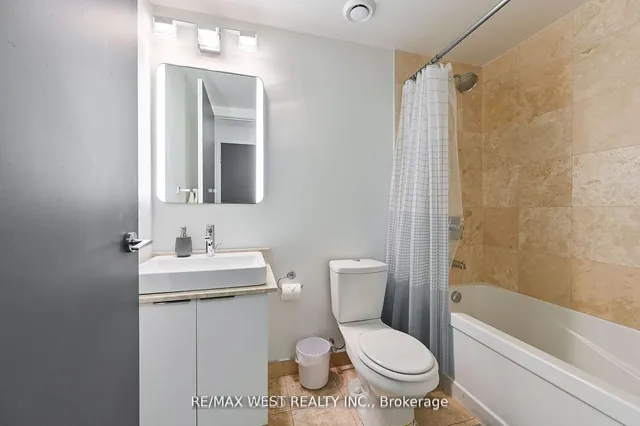 Additional property image - 14 York St Unit 4707