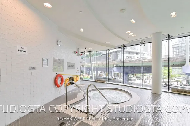 Additional property image - 14 York St Unit 4707
