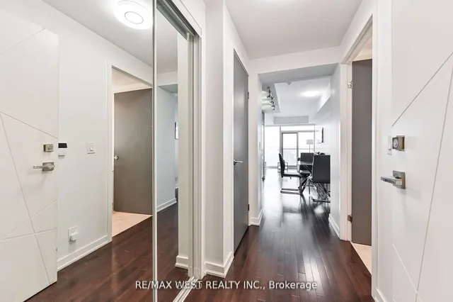 Additional property image - 14 York St Unit 4707