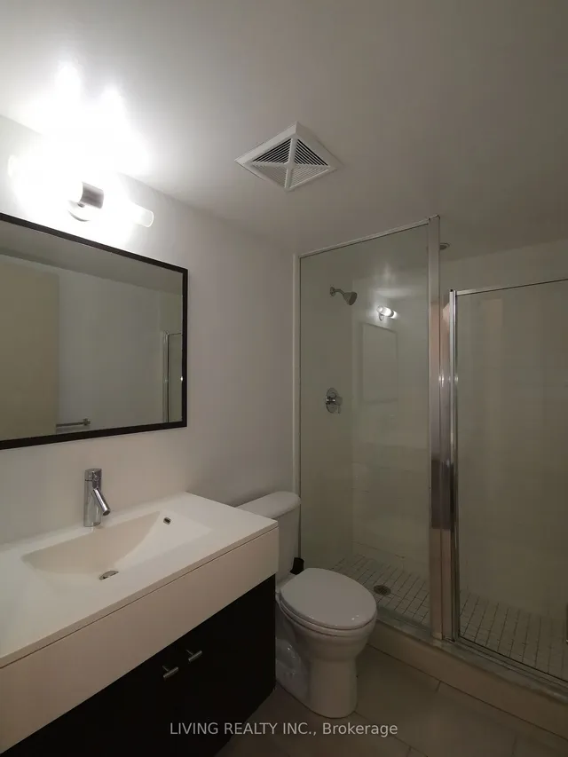 Additional property image - 126 Simcoe St Unit 2004