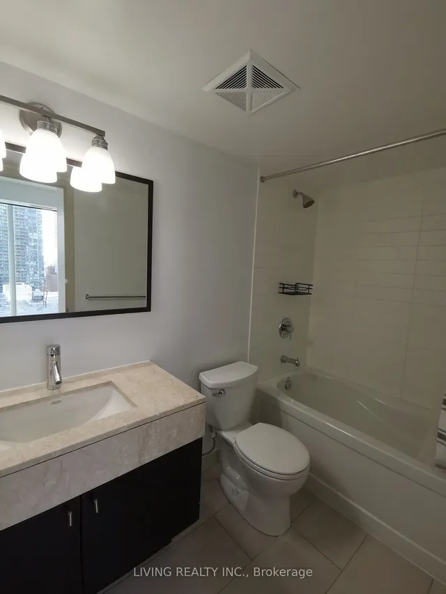 Additional property image - 126 Simcoe St Unit 2004