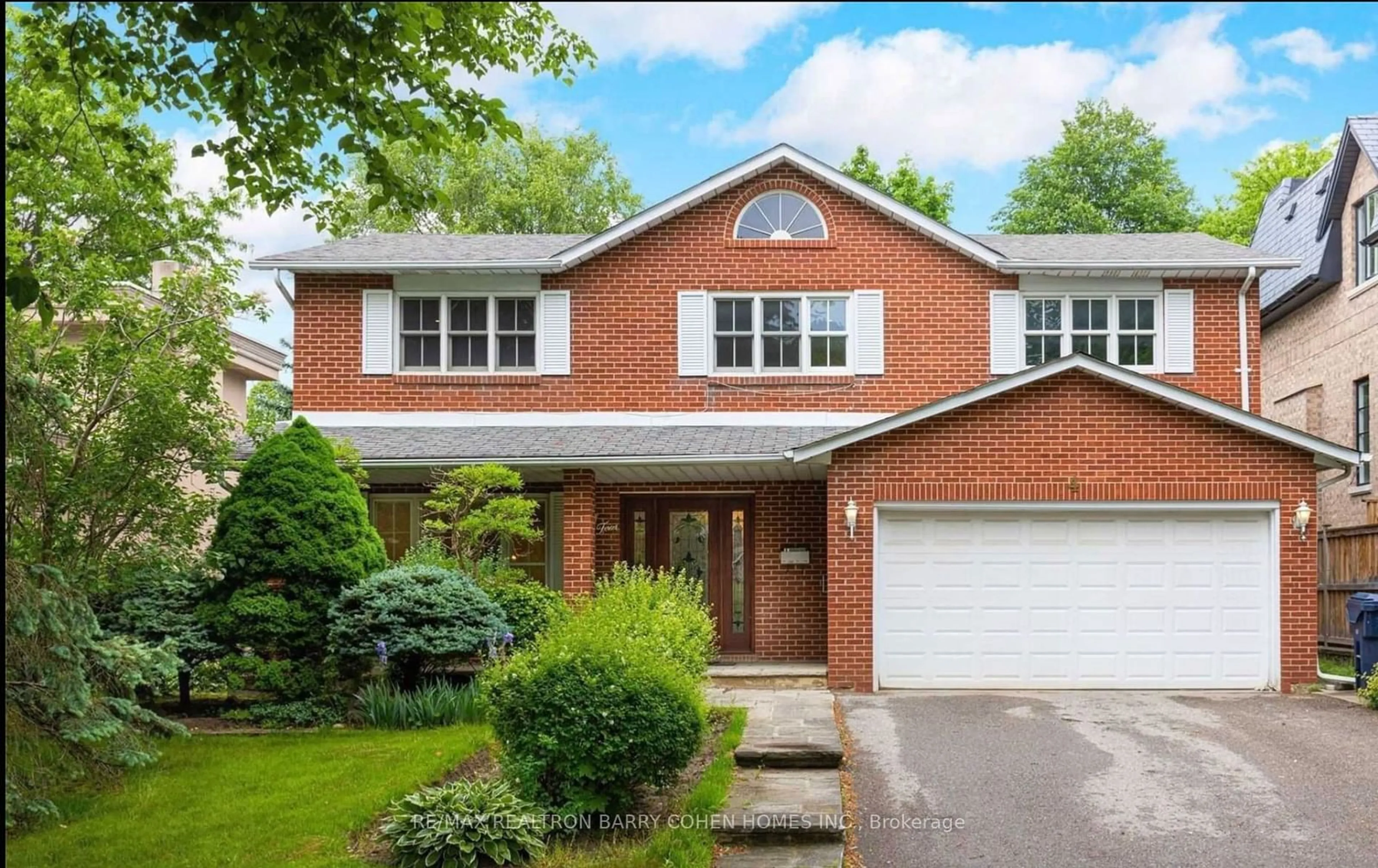 Home with brick exterior material for 4 Chipstead Rd, Toronto Ontario M3B 3E6