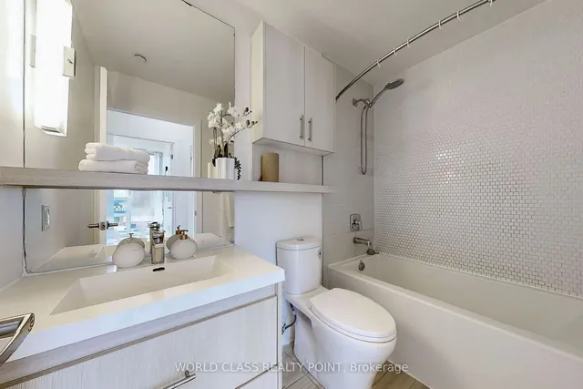 Additional property image - 150 Fairview Mall Dr Unit 611