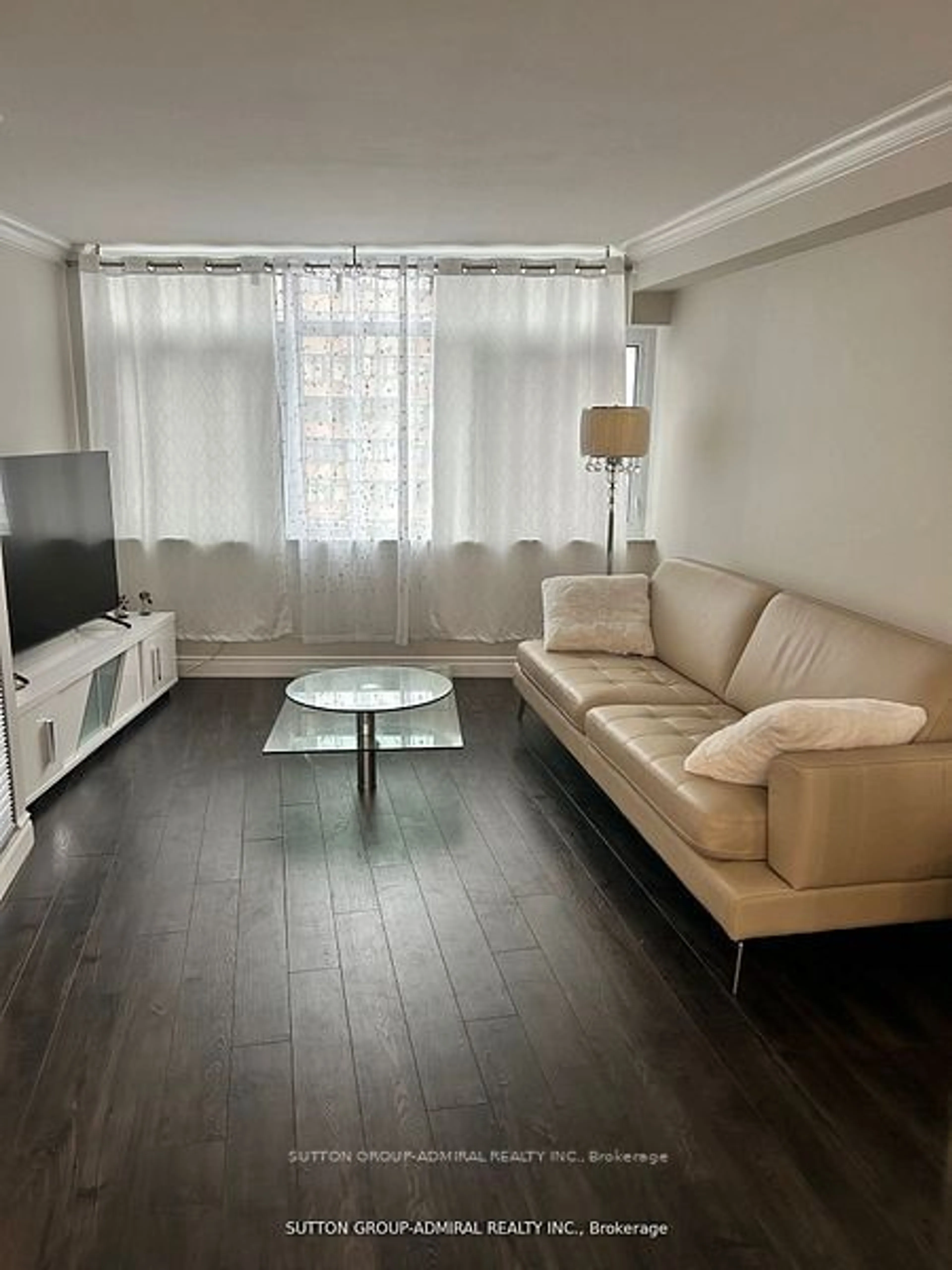 Living room, wood floors for 90 FISHERVILLE Rd #1101, Toronto Ontario M2R 3J9