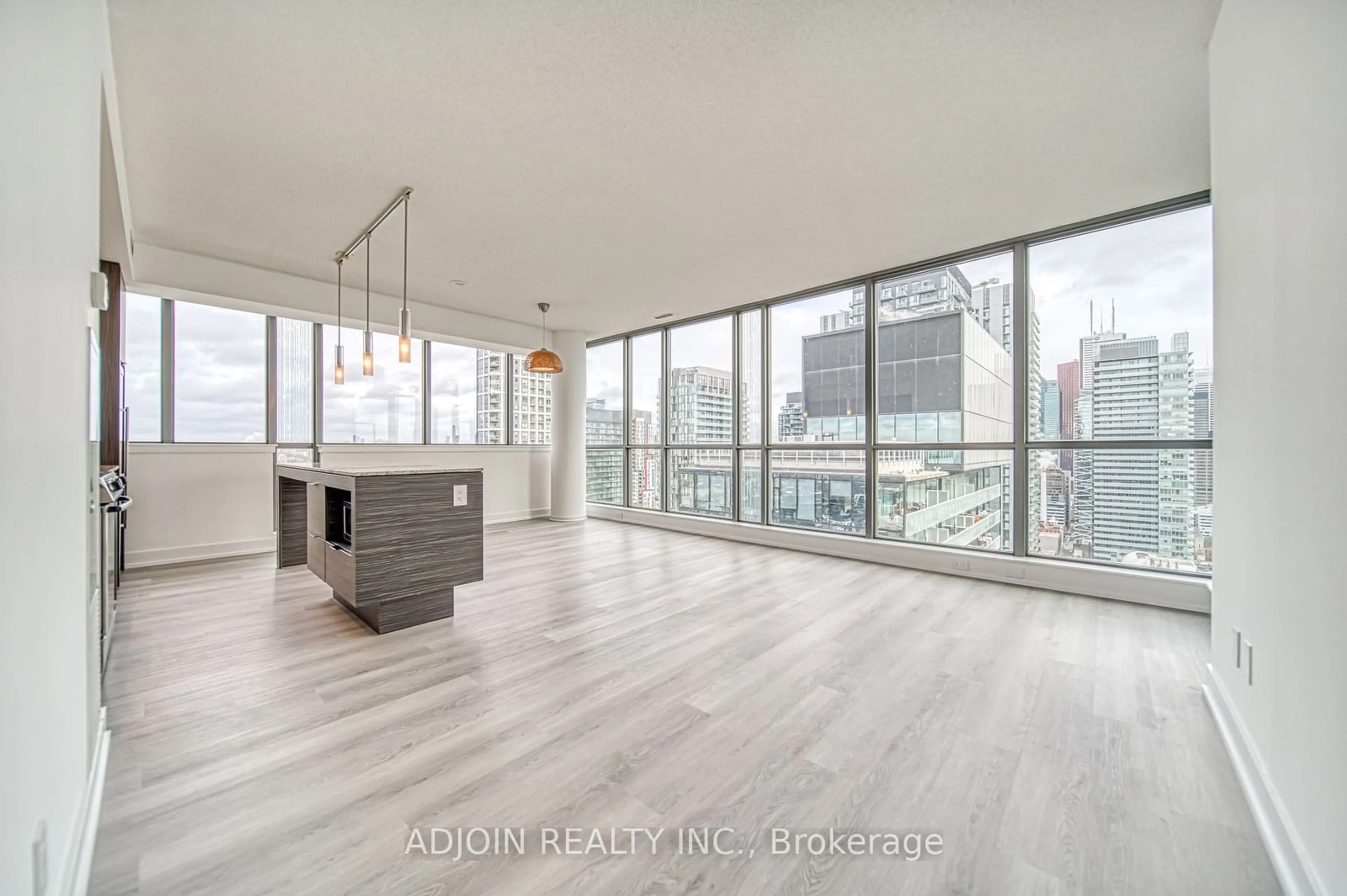 Other indoor space, wood floors for 8 Charlotte St #3303, Toronto Ontario M5V 0K4