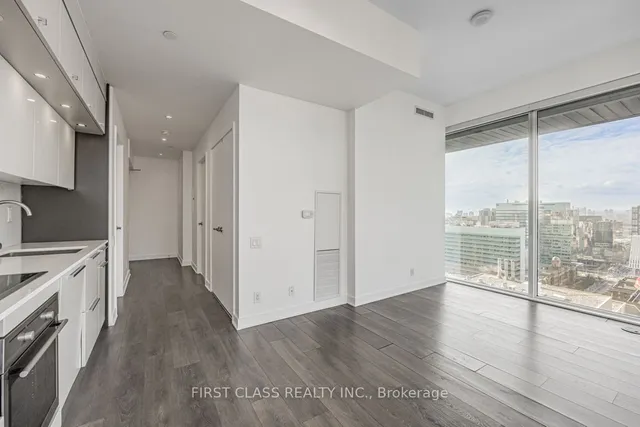 Additional property image - 15 Grenville St Unit 2905