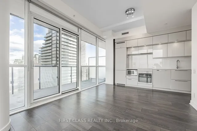 Additional property image - 15 Grenville St Unit 2905
