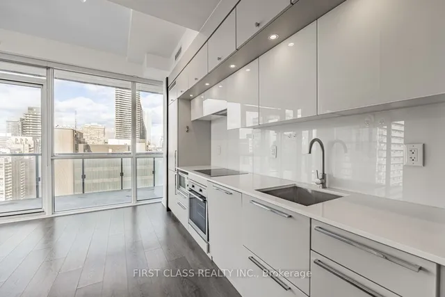 Additional property image - 15 Grenville St Unit 2905