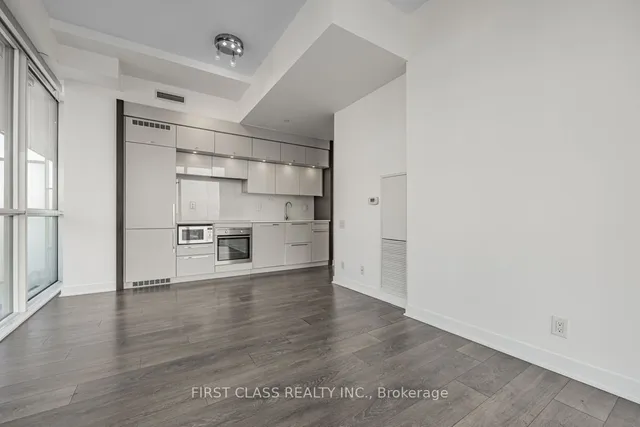 Additional property image - 15 Grenville St Unit 2905