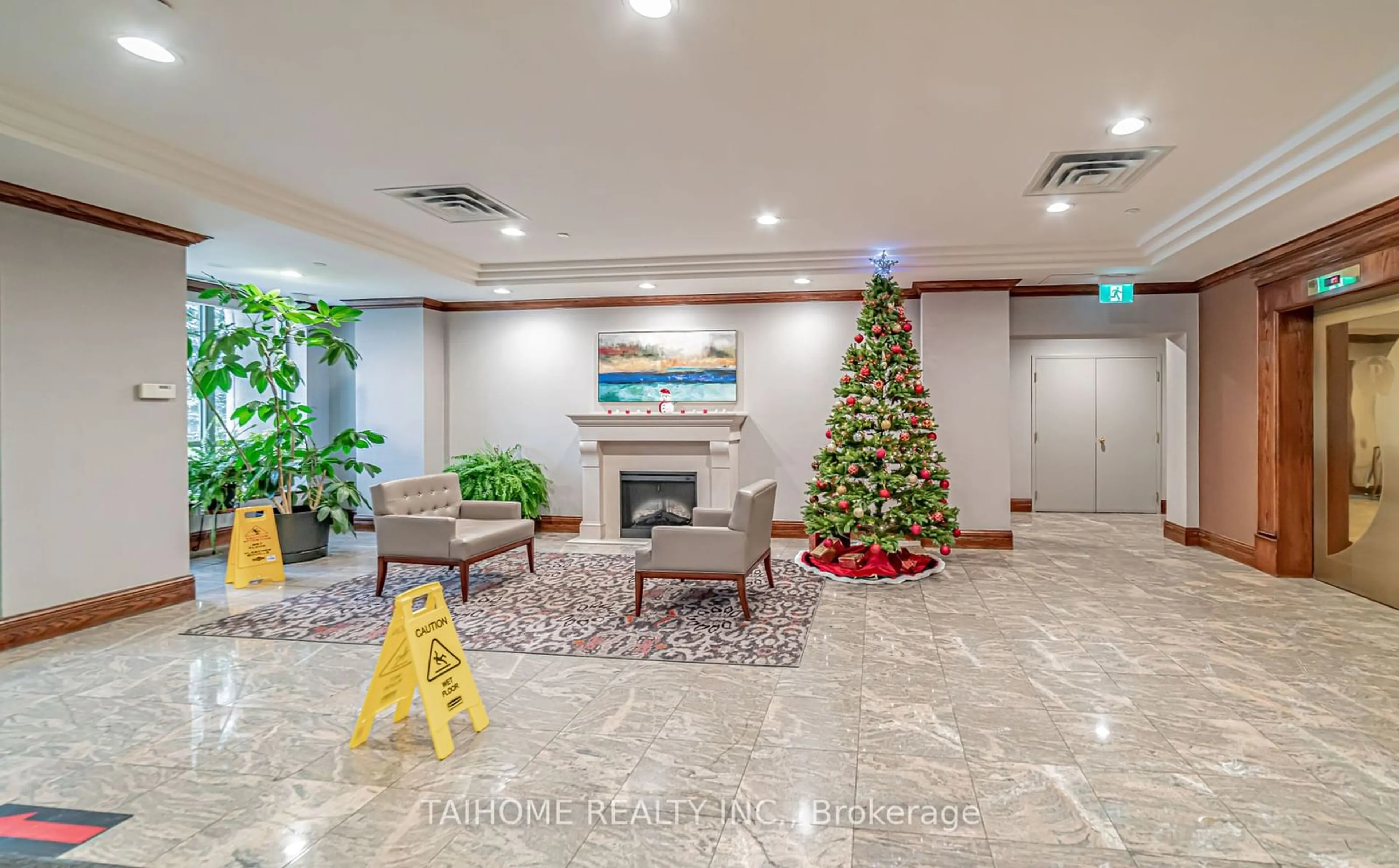 Indoor lobby, carpet floors for 1 Pemberton Ave #702, Toronto Ontario M2M 4L9