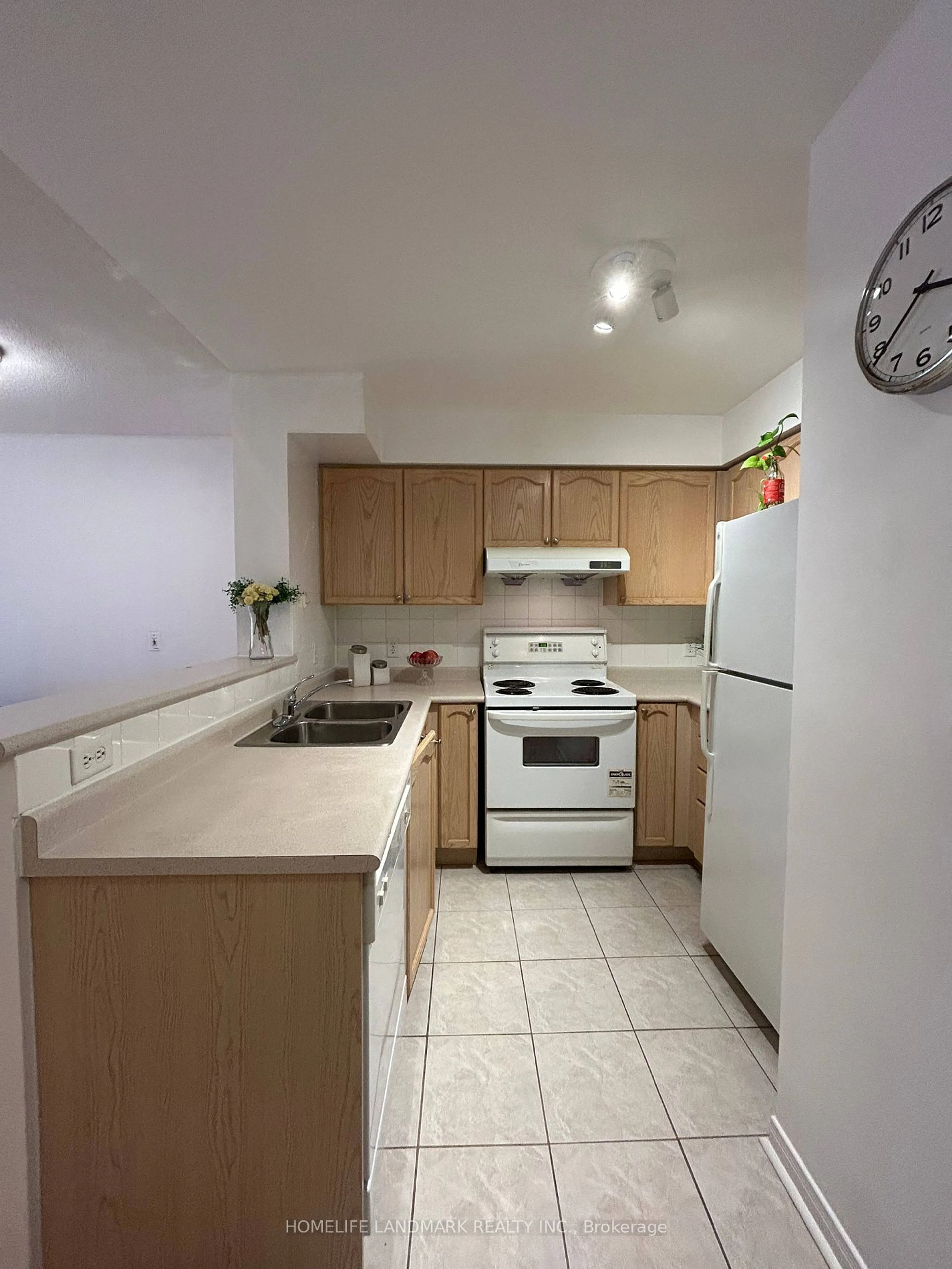 Standard kitchen, not visible floor, cottage for 22 Olive Ave #510, Toronto Ontario M2N 7G6