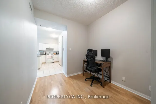 Additional property image - 230 Queens Quay Unit 1815
