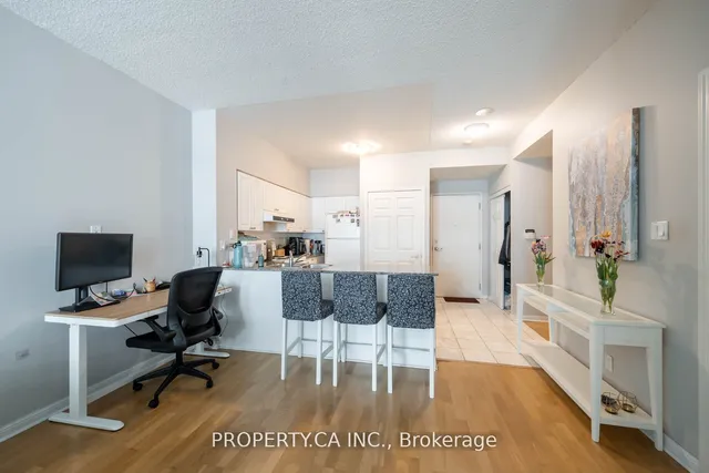 Additional property image - 230 Queens Quay Unit 1815