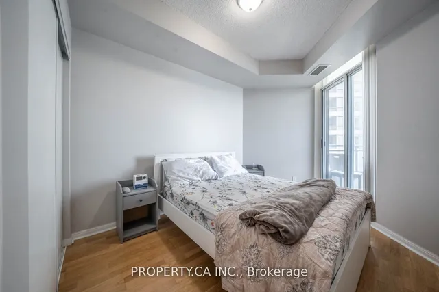 Additional property image - 230 Queens Quay Unit 1815