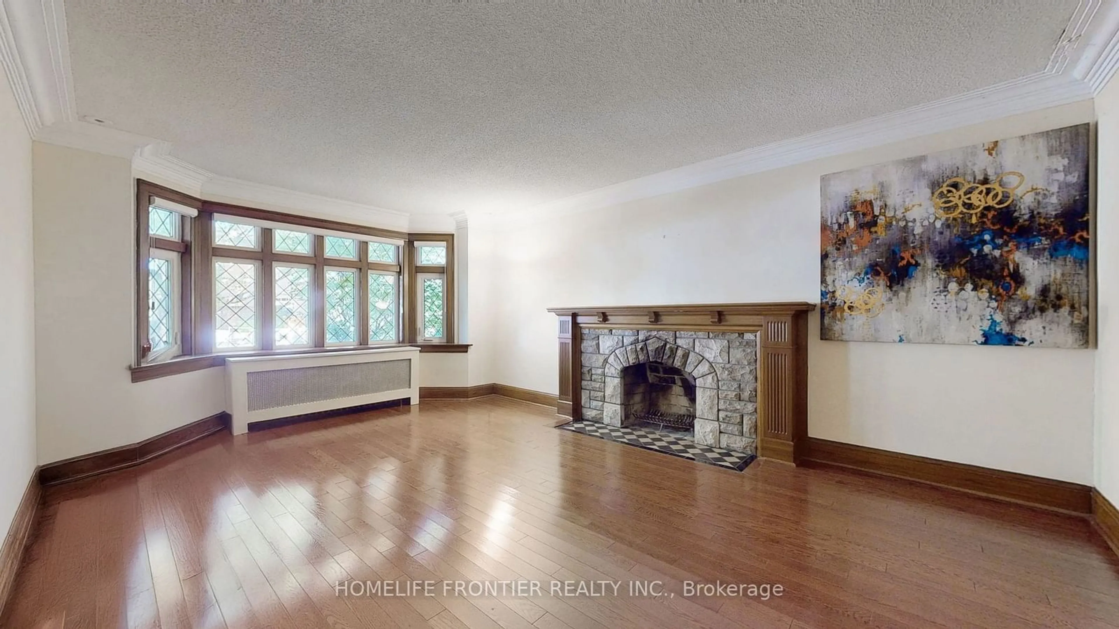 Living room, wood floors for 139 Hillhurst Blvd, Toronto Ontario M5N 1N7