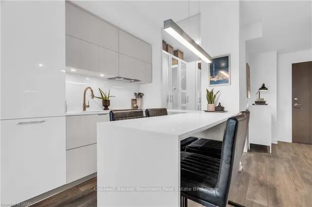 Additional property image - 15 LOWER JARVIS STREET Unit 910