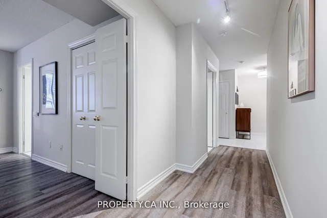 Additional property image - 71 Simcoe St Unit 904