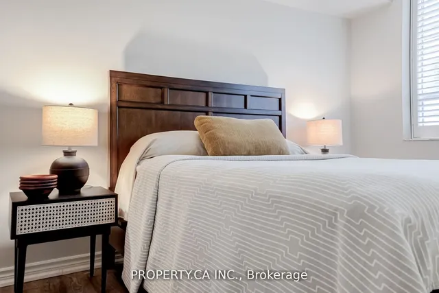 Additional property image - 71 Simcoe St Unit 904